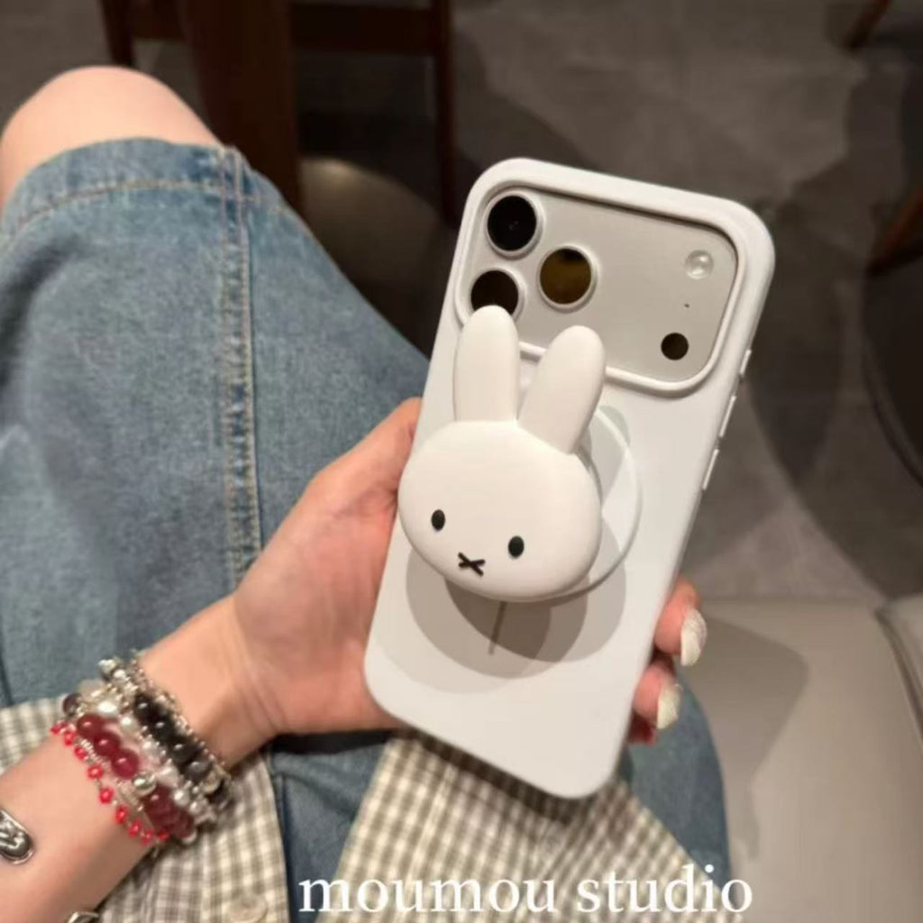 Niche liquid silicone Miffy magnetic attraction is suitable for IPHONE