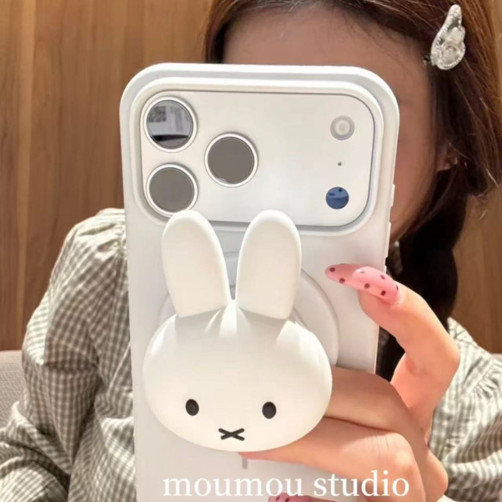 Niche liquid silicone Miffy magnetic attraction is suitable for IPHONE